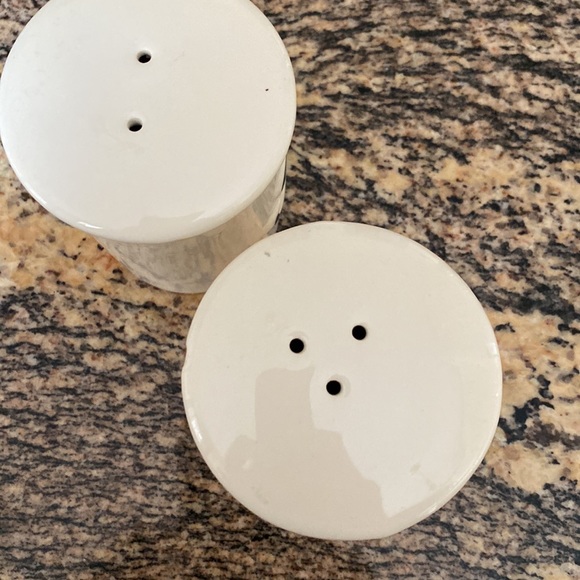 Himark Salt and Pepper Shakers, 80s Forest Green Lettering Ceramic Shakers - Picture 2 of 11